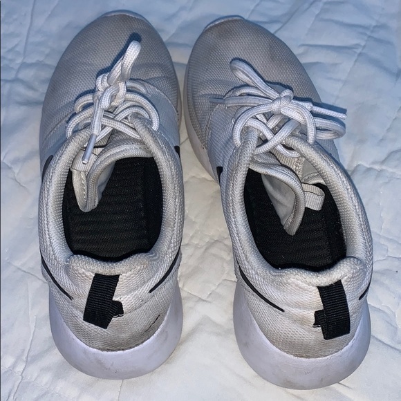 nike running shoes - Picture 2 of 2